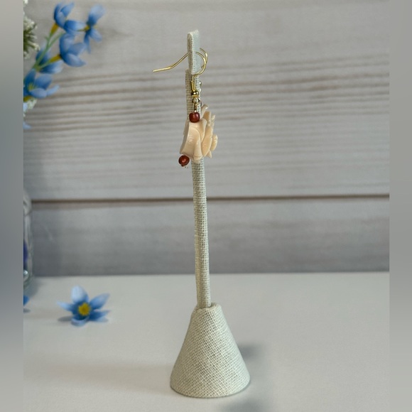 Handmade Rose Earrings - Picture 5 of 9